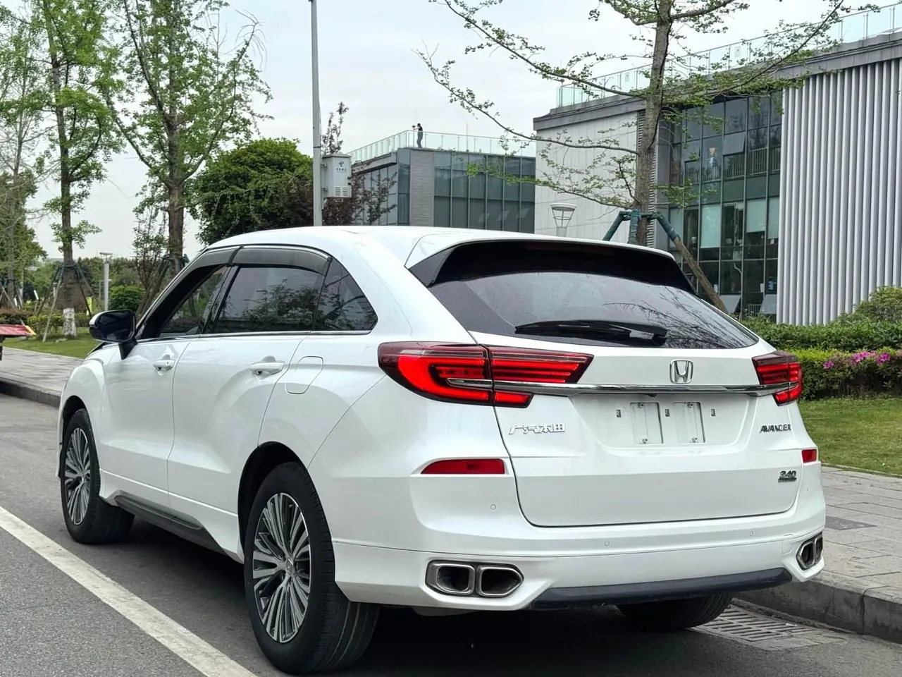 Honda 2020 Crown Road 1.5T Stepless 240TURBO Two-Drive Smart Edition Automatic Gear 8