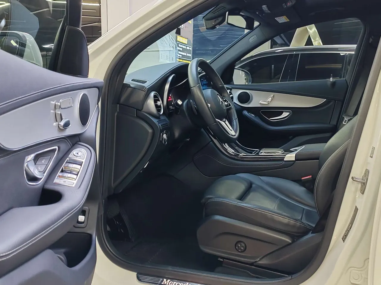 Mercedes Benz 2020 GLC 260 L 4MATIC 2.0T Dynamic (Modified) Automatic Gear 7