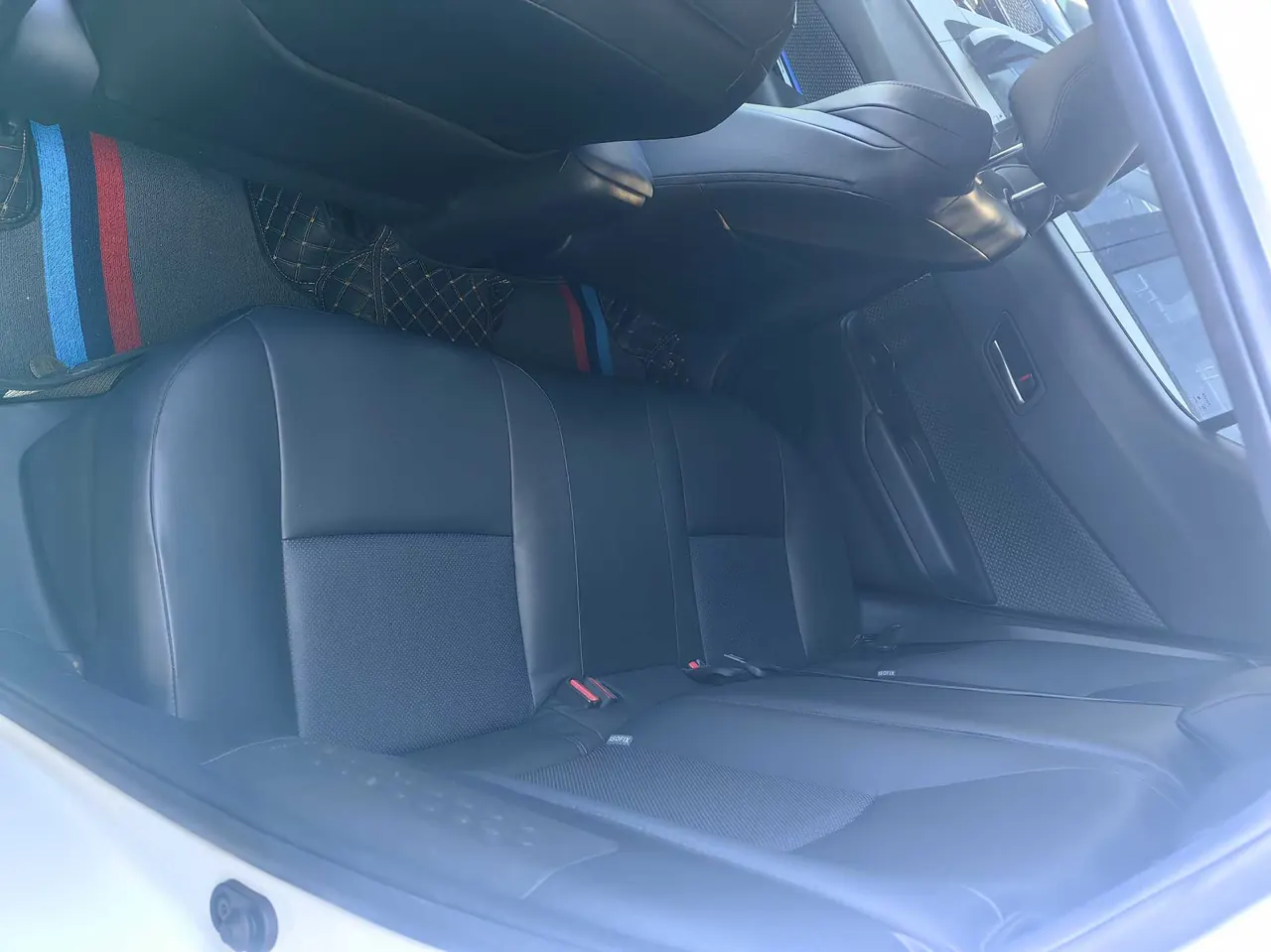 Toyota 2023 C- HR 2.0 Stepless Deluxe Edition Automatic Gear 5