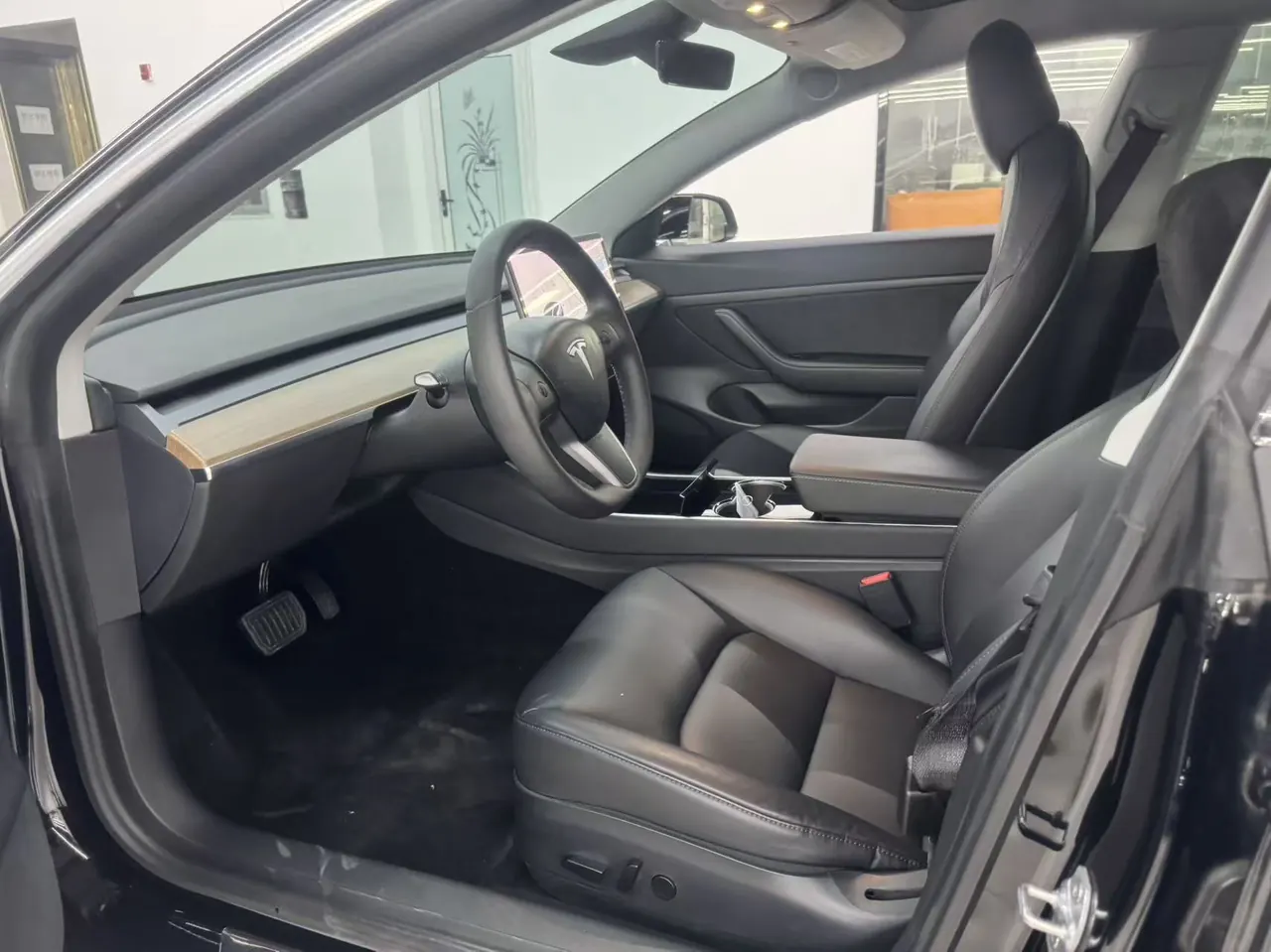 Tesla 2020 Model 3 Standard Endurance Rear Drive Upgraded Automatic Gear 3