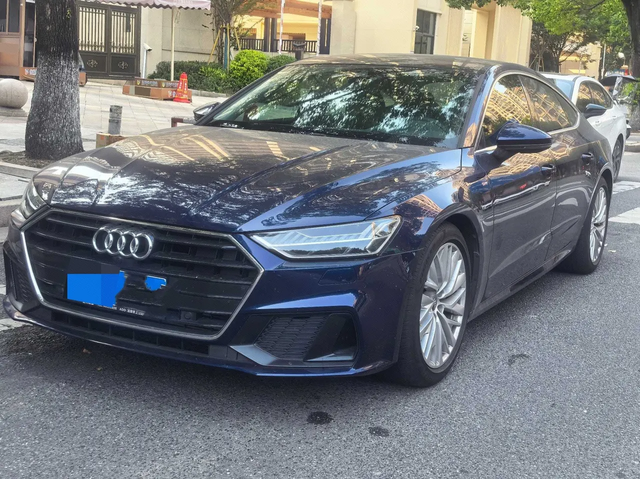 打开图片灯箱:Audi A7 (Imported) 2020 A7 Sportback 2.0TFSI 45TFSI Automatic Gear Selection