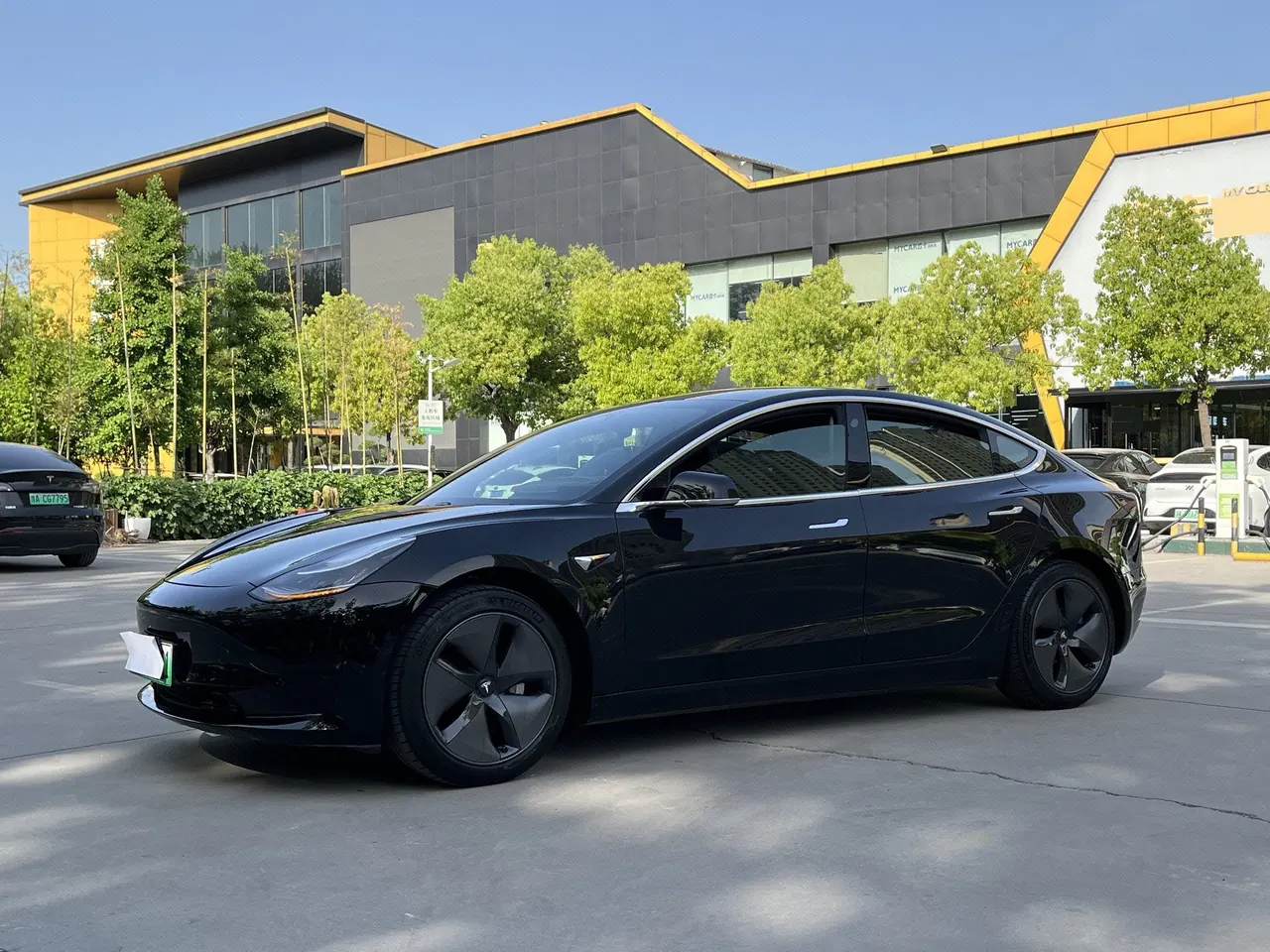 Open image lightbox: Tesla 2020 Model 3 long endurance rear wheel drive version (modified) automatic gear