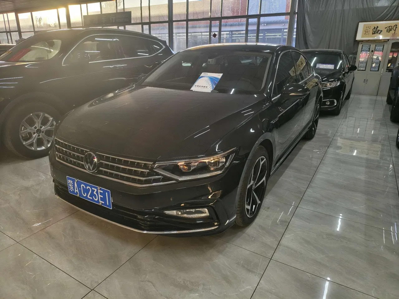 Open image lightbox: Volkswagen 2024 Magotan 2.0TSI 330TSI 2 million luxury automatic gear