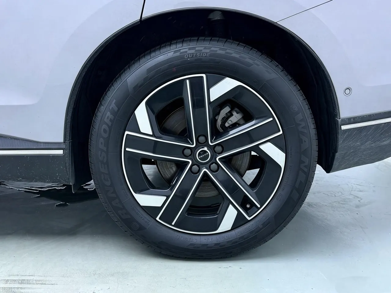 Volvo 2026 XC70 1.5T Two-Drive Long Endurance Core Automatic Gear 19