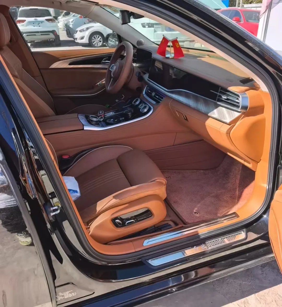 HongQi 2020 H9 3.0T Zhilian Qi Chang Edition Automatic Gear 5