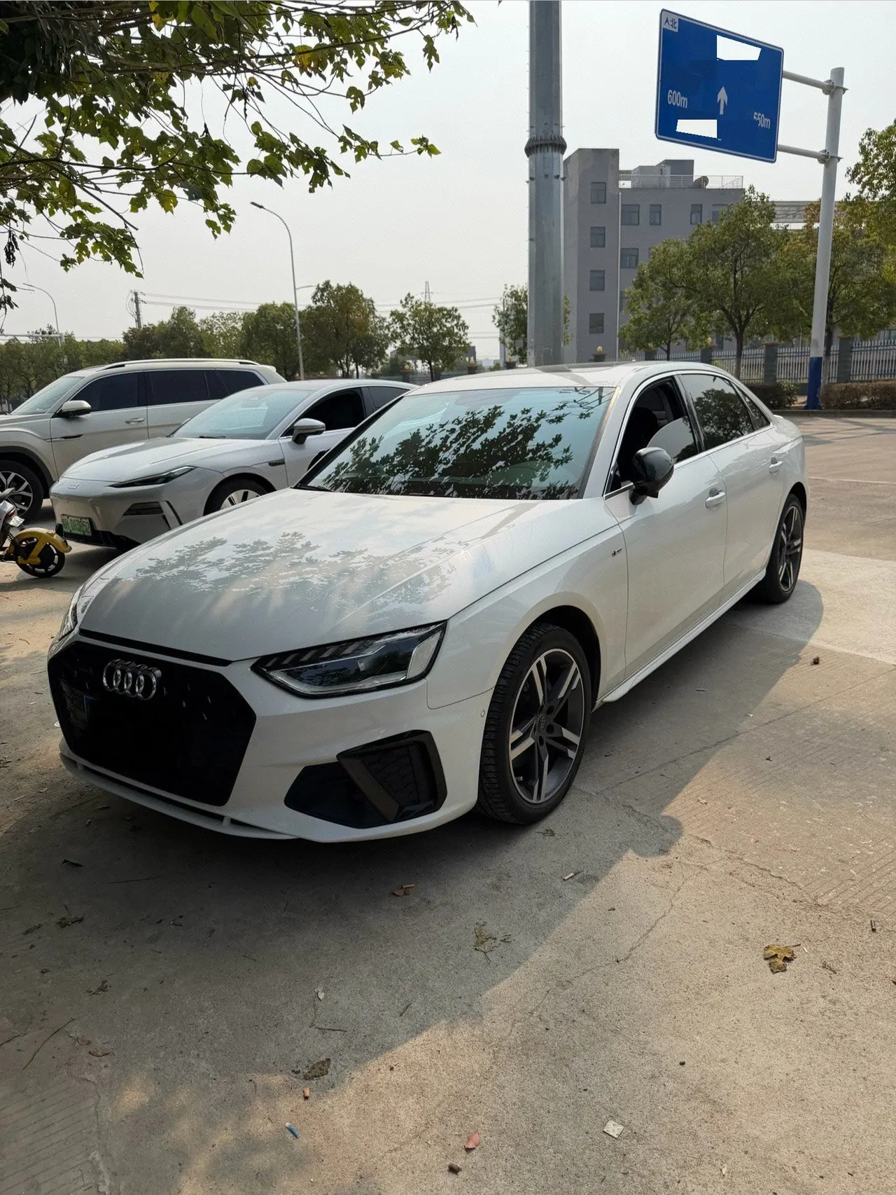 Open image lightbox: Audi 2020 A4L 2.0TFSI 40TFSI Quattro Deluxe Dynamic Automatic