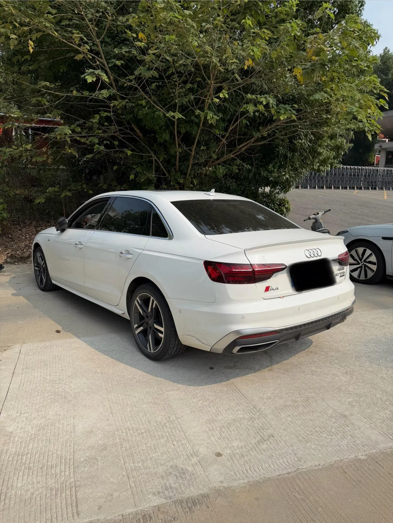 Audi 2020 A4L 2.0TFSI 40TFSI Quattro Deluxe Dynamic Automatic 2