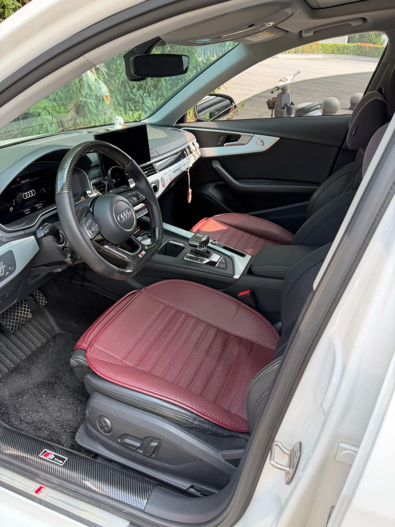 Audi 2020 A4L 2.0TFSI 40TFSI Quattro Deluxe Dynamic Automatic 4