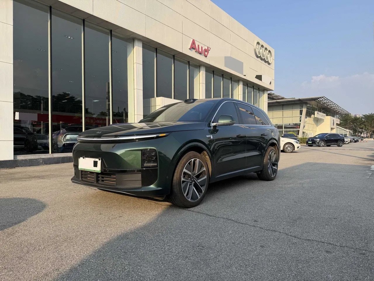 Открыть галерею: Li 2024 L6 Max automatic gear