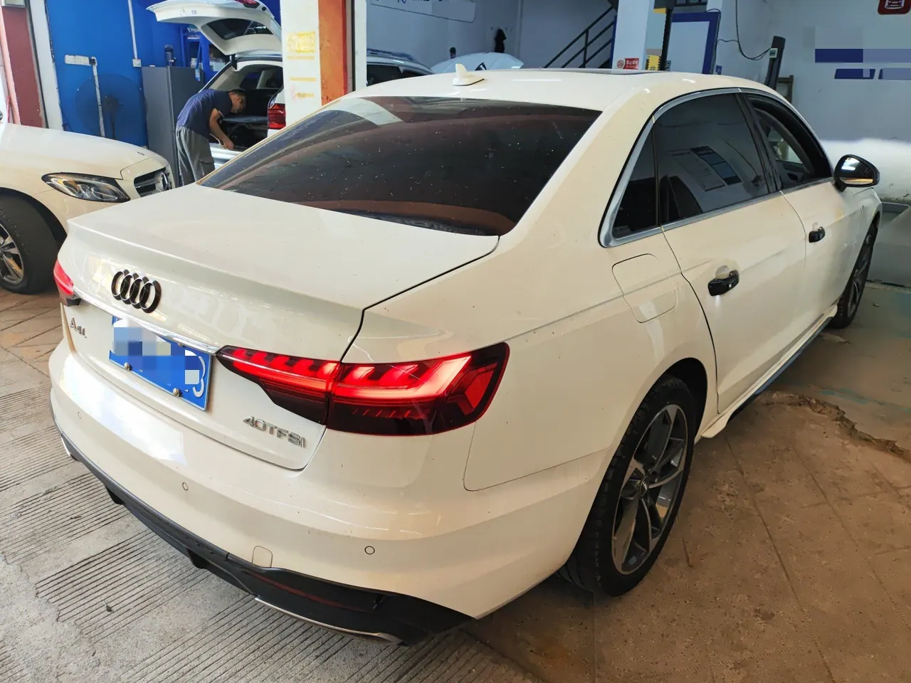 Audi 2020 A4L 2.0TFSI 40TFSI Fashion Dynamic Automatic 6