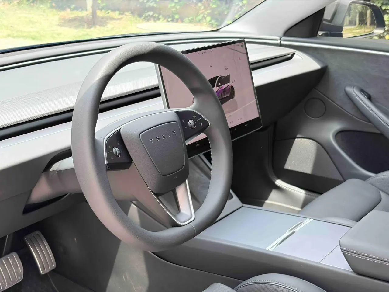 Tesla 2024 Model 3 high-performance all-wheel drive version automatic transmission 5