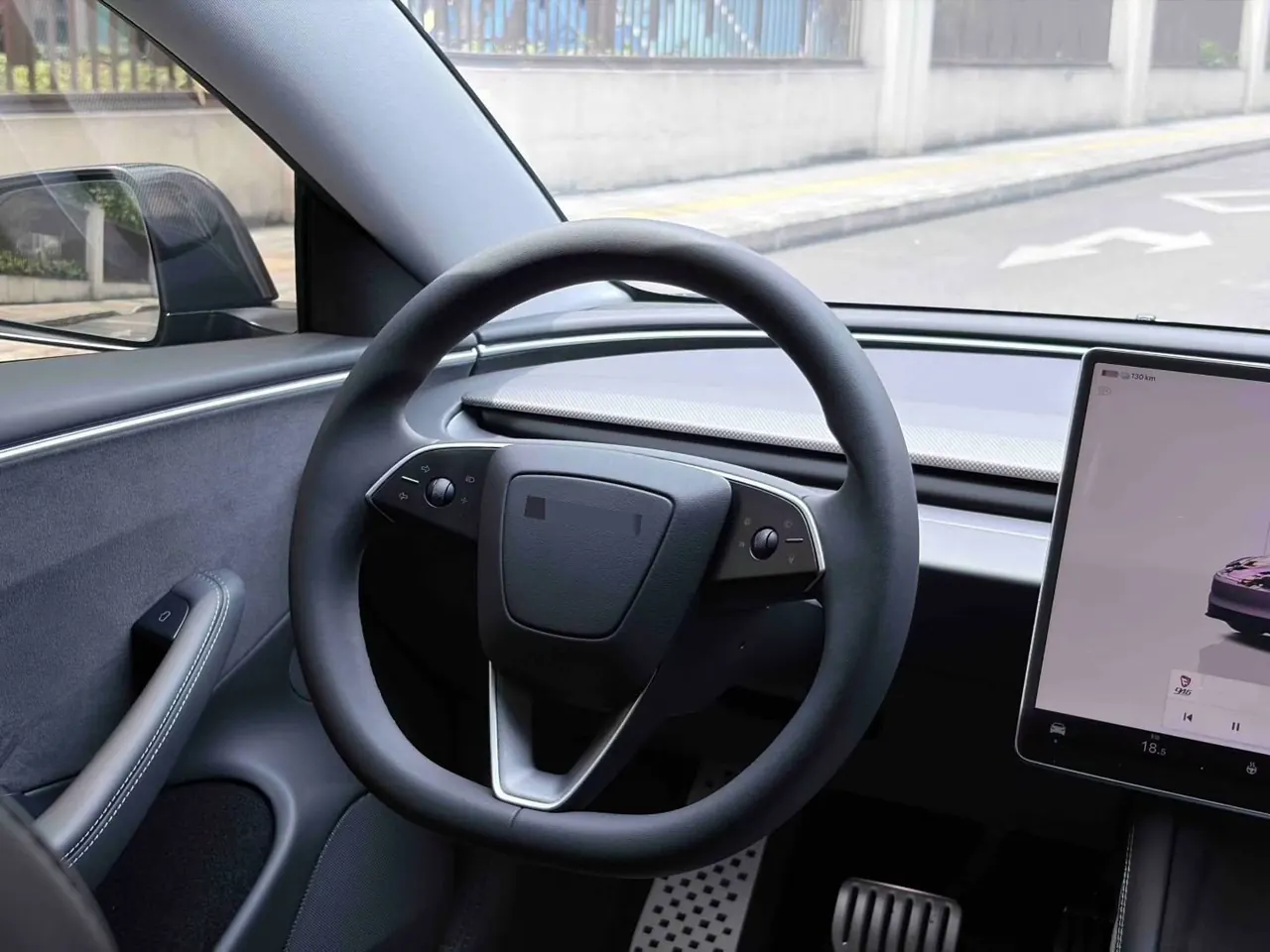 Tesla 2024 Model 3 high-performance all-wheel drive version automatic transmission 7