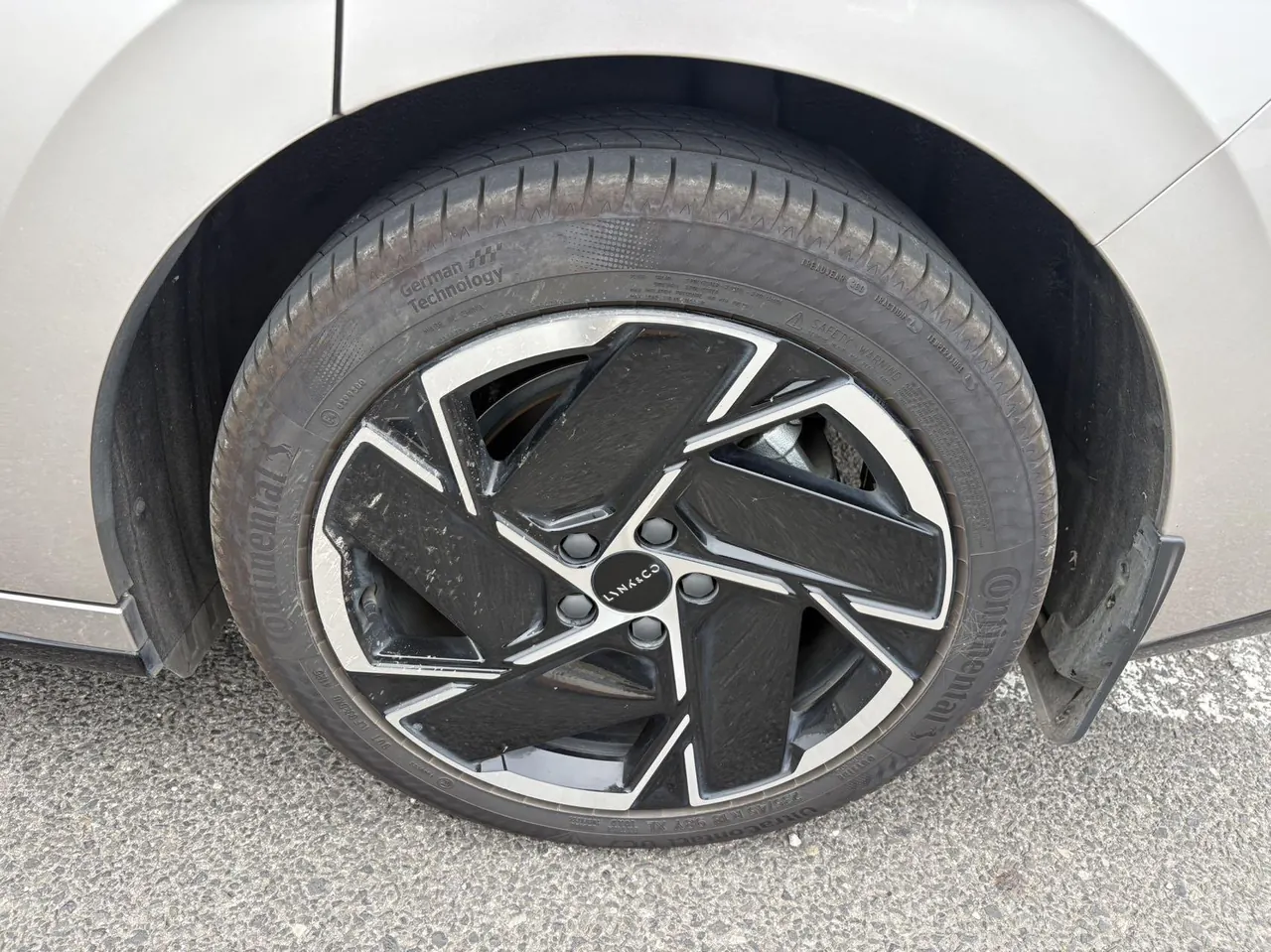 LYNK&amp;CO 2024 LYNK&amp;CO 07 EM-P 1.5T 126 Long Endurance Pro Auto 12
