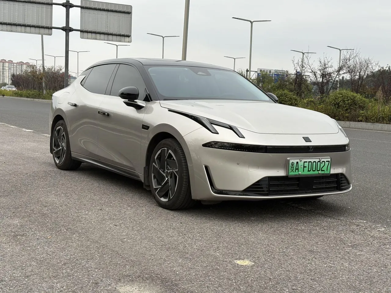 LYNK&amp;CO 2024 LYNK&amp;CO 07 EM-P 1.5T 126 Long Endurance Pro Auto 3