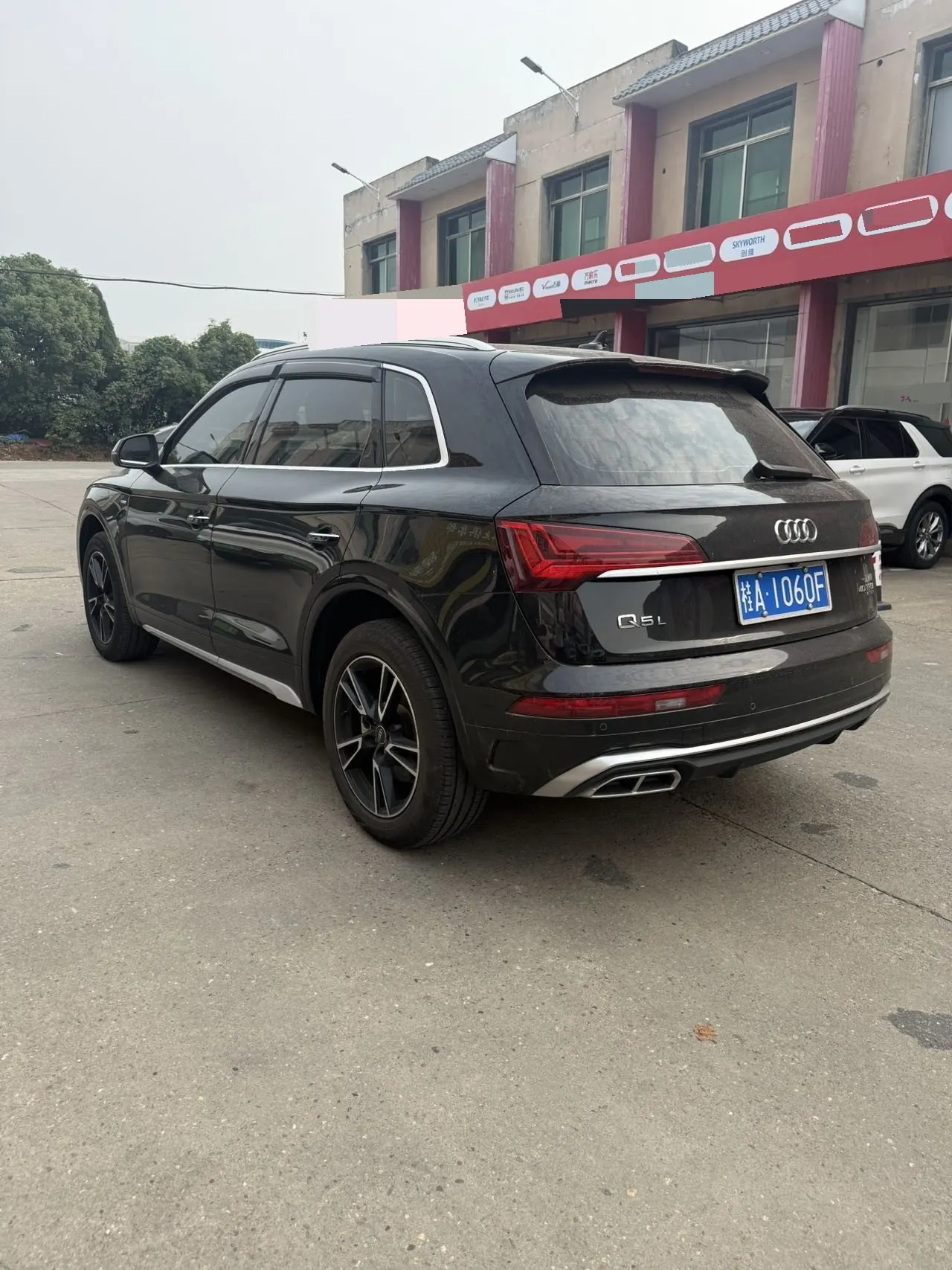 Audi 2024 Q5L 2.0TFSI 40TFSI luxury dynamic automatic 9