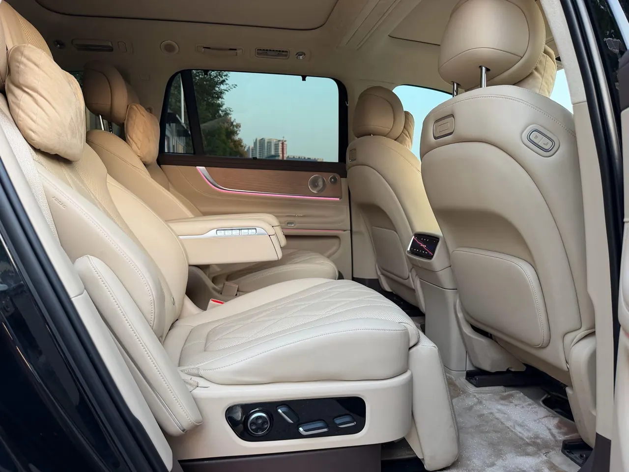 AITO 2024 AITO M9 extended range Ultra 42kWh automatic gear 5