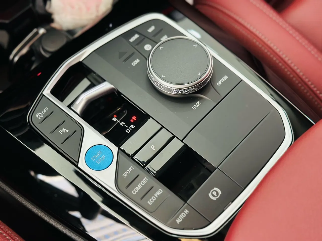 BMW 2024 iX3 leading automatic 14