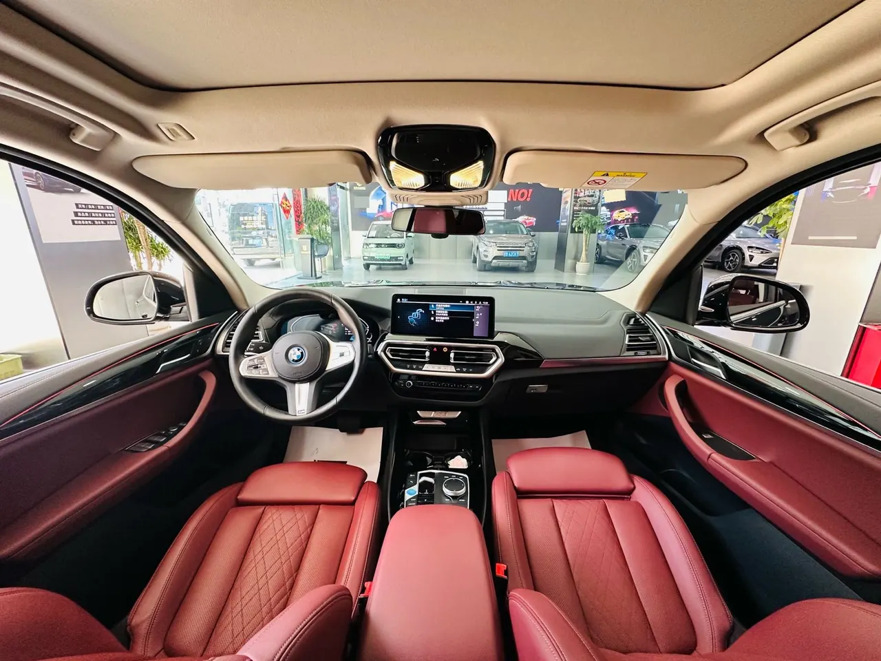 BMW 2024 iX3 leading automatic 6