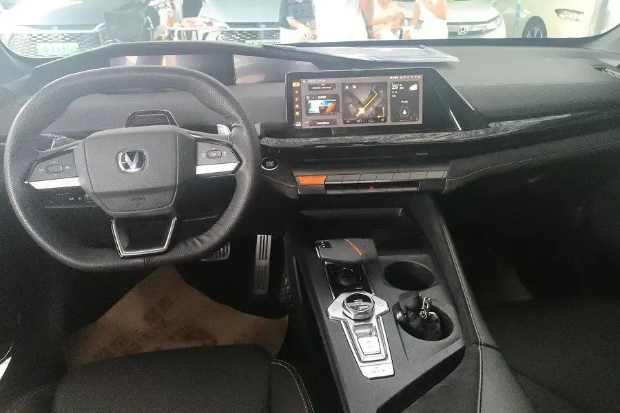 ChangAn 2022 UNI-V 1.5T Sports Edition Automatic 4
