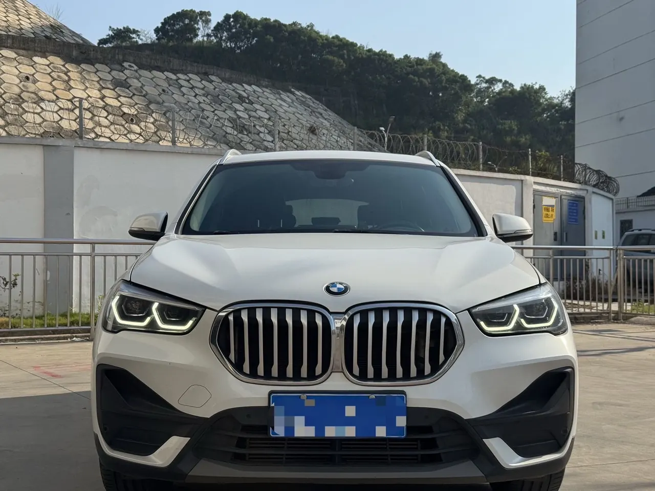 BMW 2022 X1 sDrive25Li 2.0T Leading Automatic Gear 2