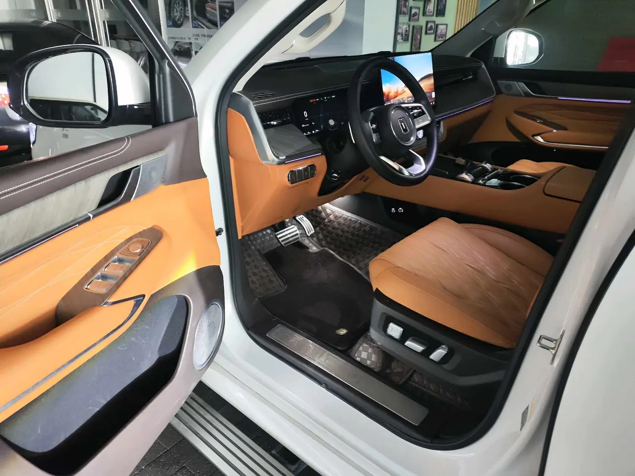 Tank 500 New Energy 2026 Model Tank 500 Hi4-T 2.0T Smart Enjoyment Version Automatic Transmission 2
