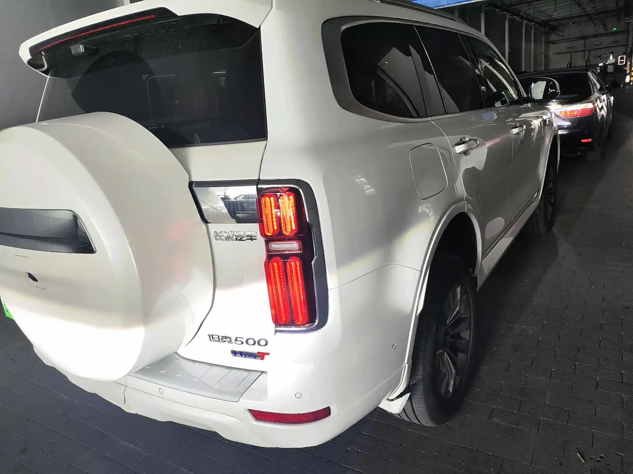 Tank 500 New Energy 2026 Model Tank 500 Hi4-T 2.0T Smart Enjoyment Version Automatic Transmission 6