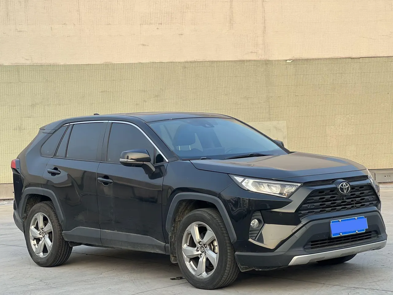 Toyota 2022 RAV4 Rongbo 2.0 Stepless Two-Drive Fashion Plus Edition Automatic Gear 3