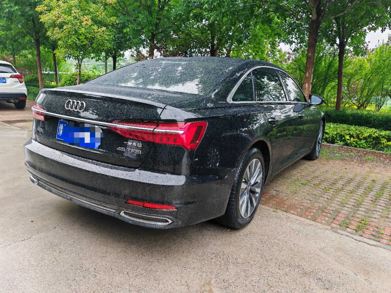 Audi 2021 A6L 2.0TFSI 45TFSI Selected Dynamic Automatic 5