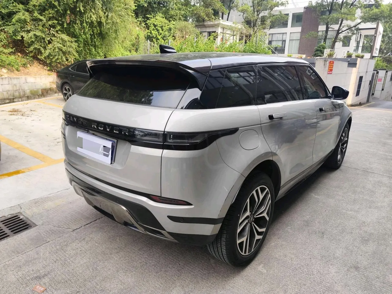 Land Rover 2021 Range Rover Aurora L 48V 2.0T 249PS R-Dynamic First edition First Edition Automatic Gear 6