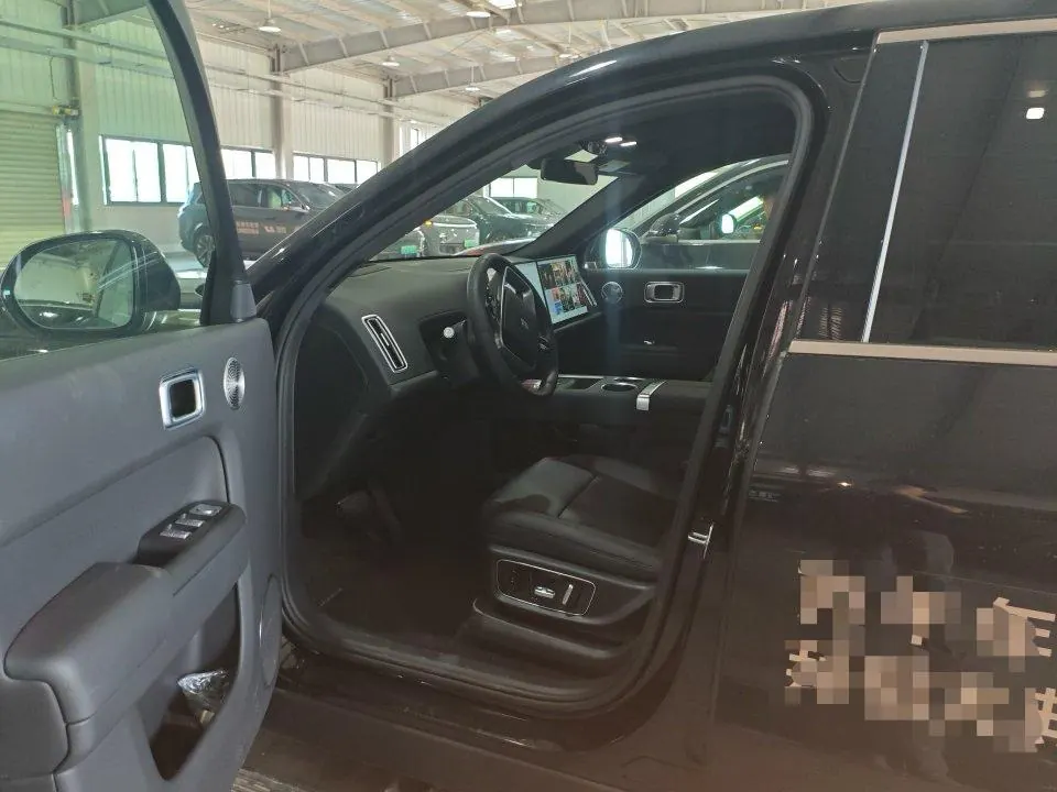 Li 2025 L9 Ultra Smart Refresh Edition Automatic Transmission 5