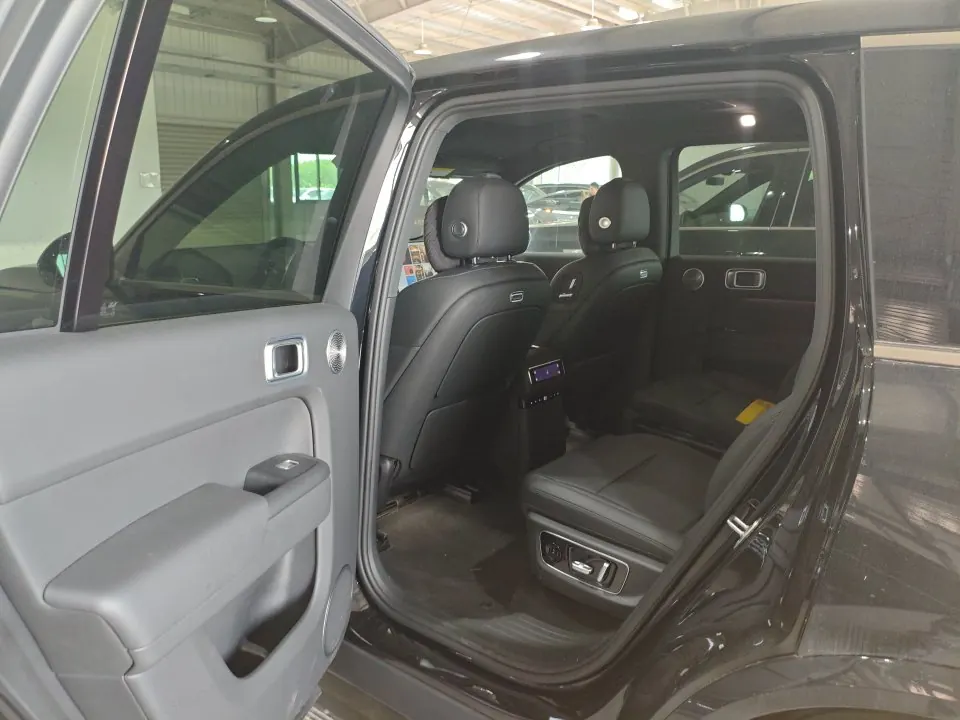 Li 2025 L9 Ultra Smart Refresh Edition Automatic Transmission 6