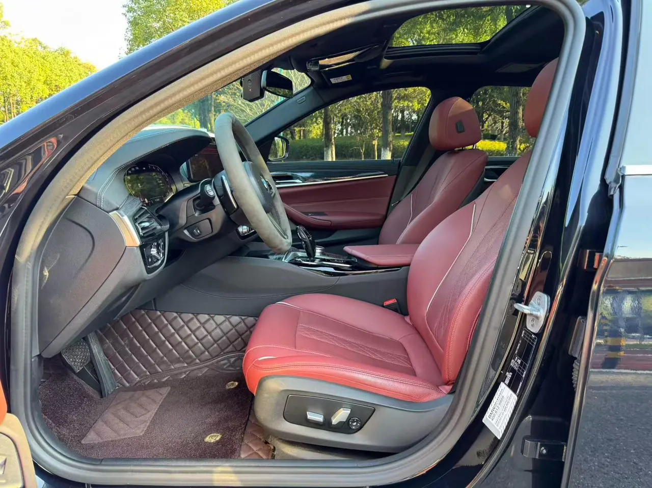 BMW 5 Series 2021 530Li 2.0T Leading M Sports Suit Automatic Gear 4