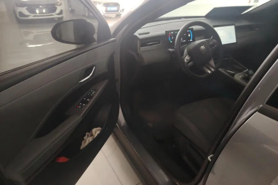 BYD 2025 Qin PLUS DM-i 1.5 stepless intelligent driving version 55KM leading automatic gear 8
