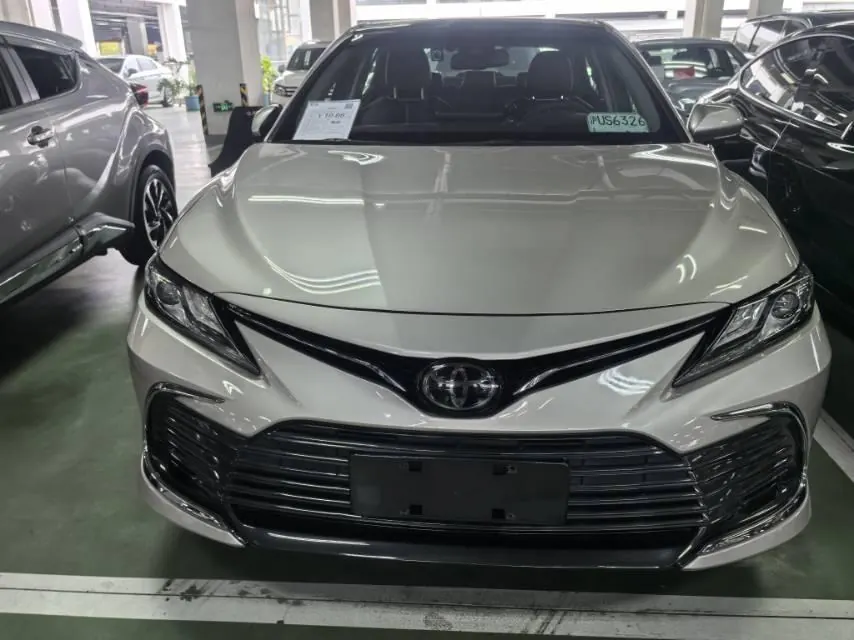 Toyota 2021 Camry 2.5G Deluxe Edition Automatic Gear 2