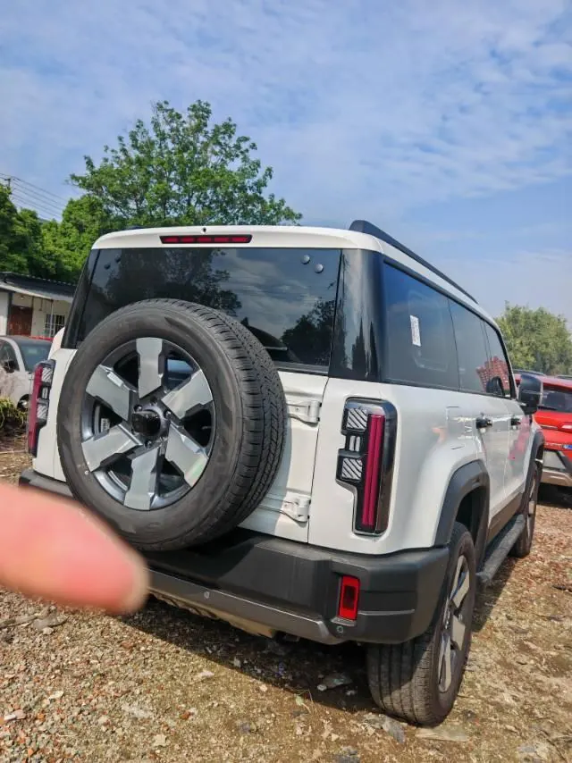 Beijing 2026 BJ40e long endurance 201 Max automatic gear 5