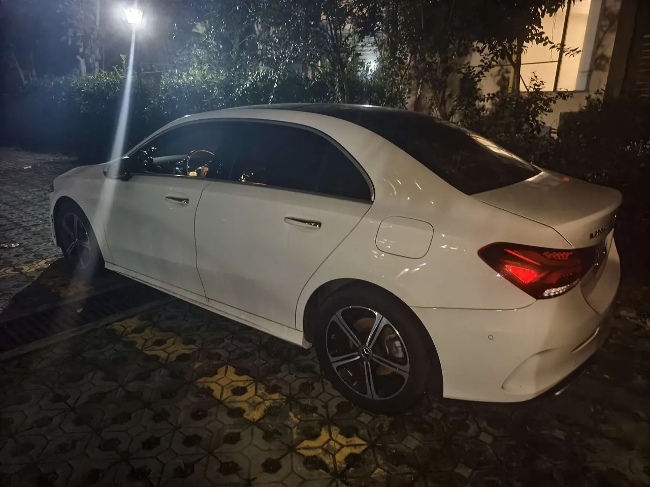 Mercedes Benz Class A 2022 A 200 L 1.3T Fashion (Change 3) Automatic 4