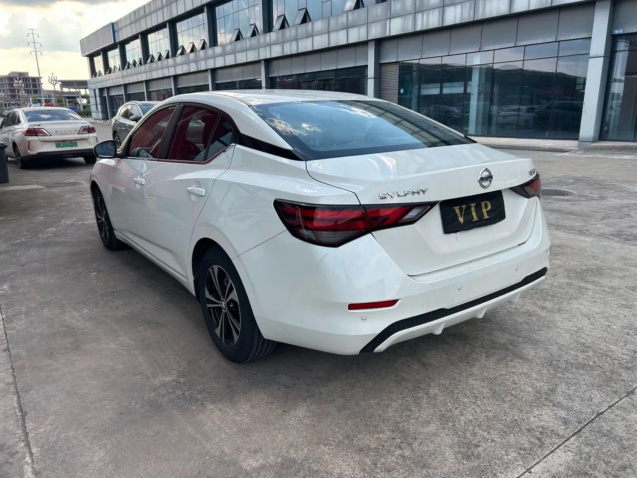 Nissan 2022 Sylphy 1.6 Stepless XL Pleasant Edition Automatic Gear 8