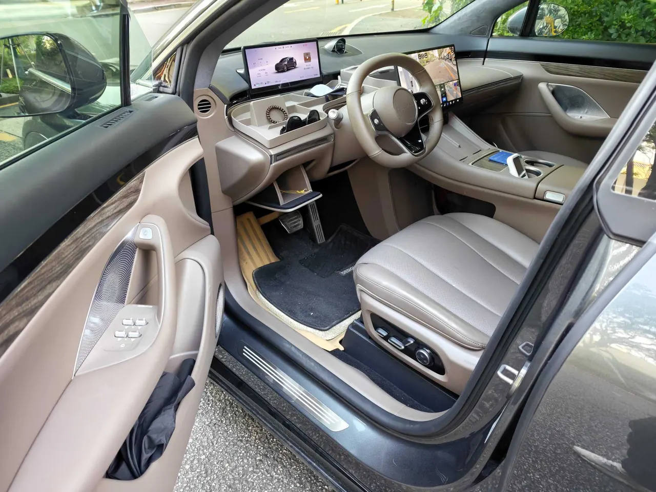 Intellectual 2025 R 7 251km Max Automatic Gear 3