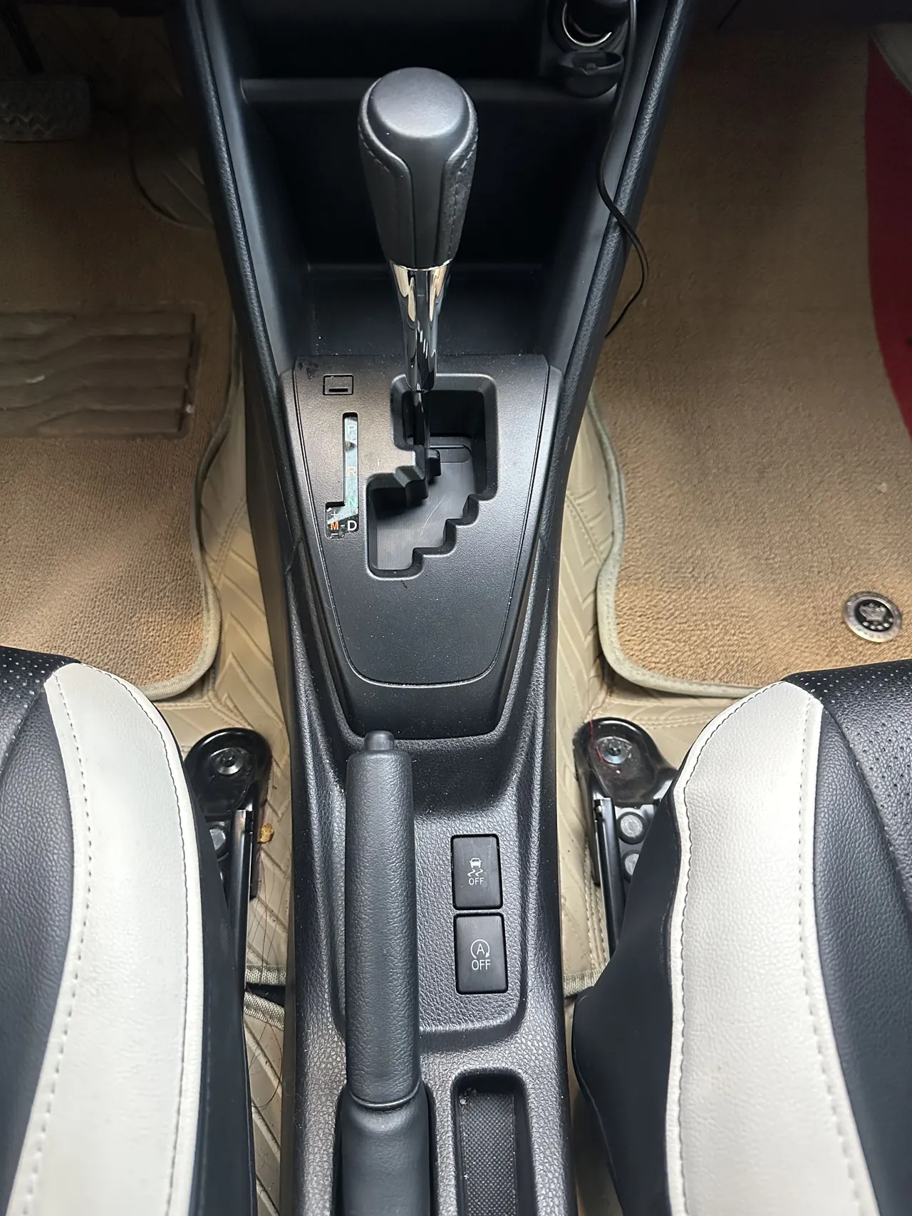 Toyota yaris 2022 YARiS L to dazzle 1.5 stepless leading PLUS version of automatic gear 14