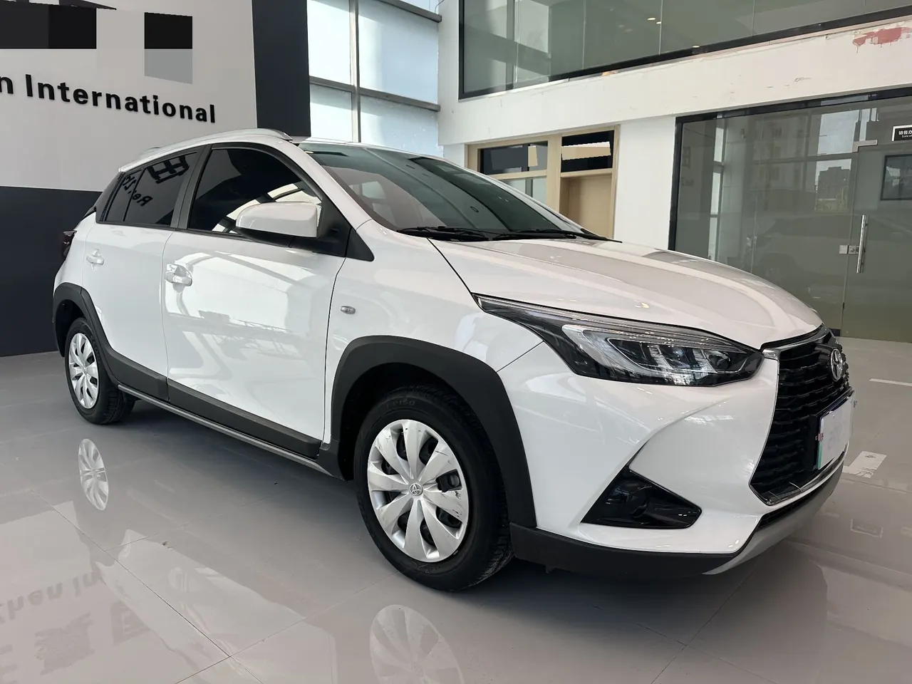 Toyota yaris 2022 YARiS L to dazzle 1.5 stepless leading PLUS version of automatic gear 3
