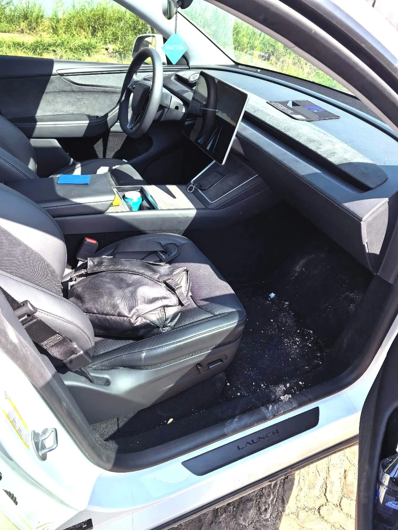 Tesla 2026 Model Y Rear-Wheel-Drive Automatic 5