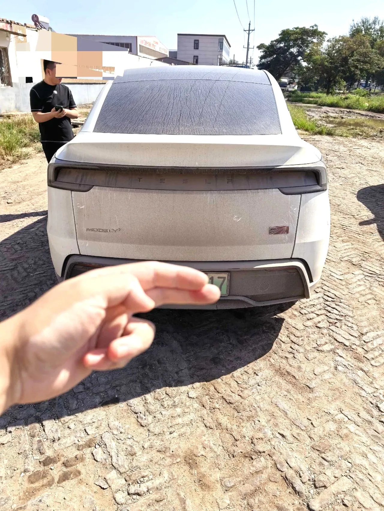 Tesla 2026 Model Y Rear-Wheel-Drive Automatic 6