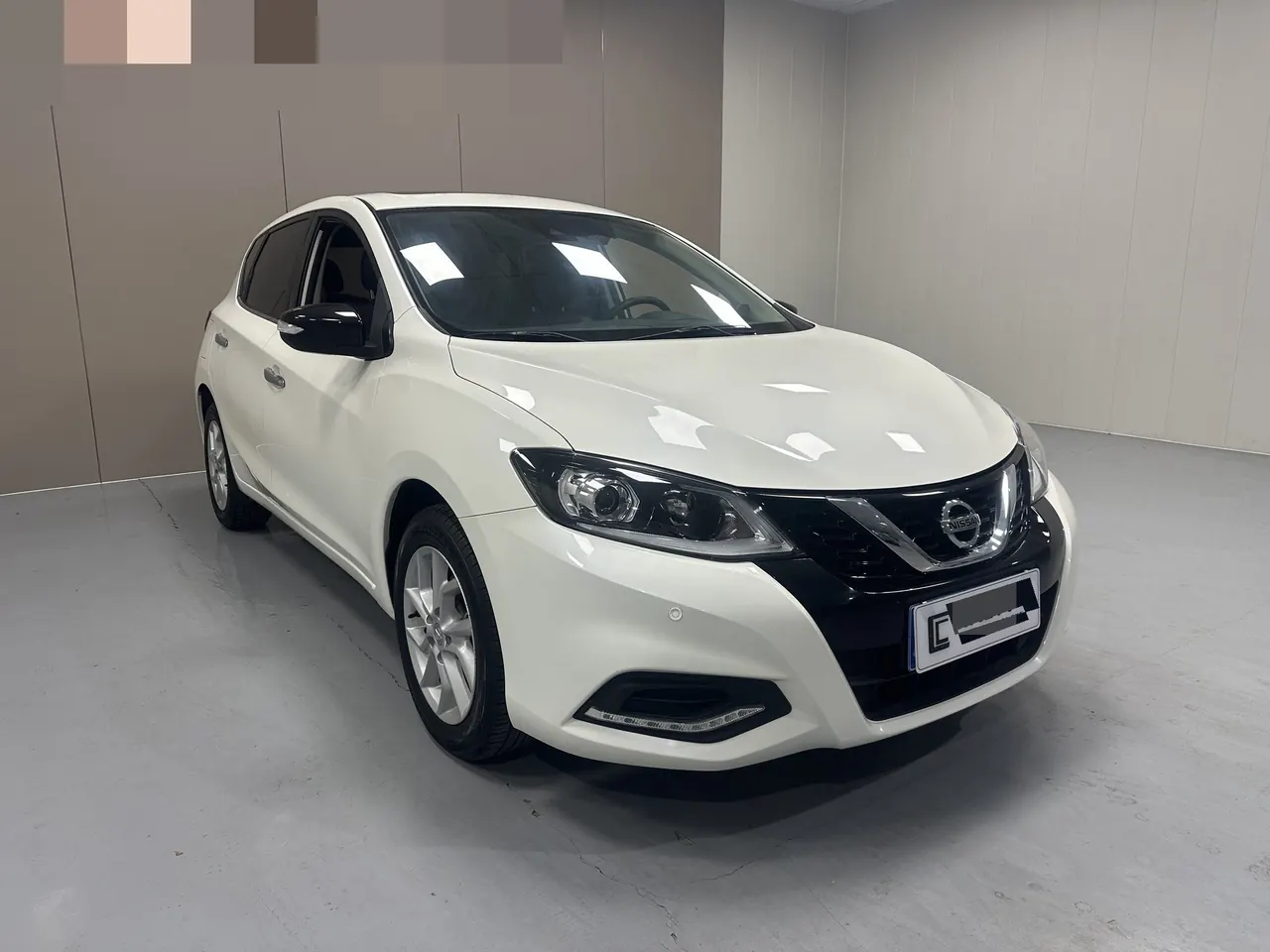 Nissan 2021 Tiida 1.6 Stepless Smart Edition Automatic Gear 3