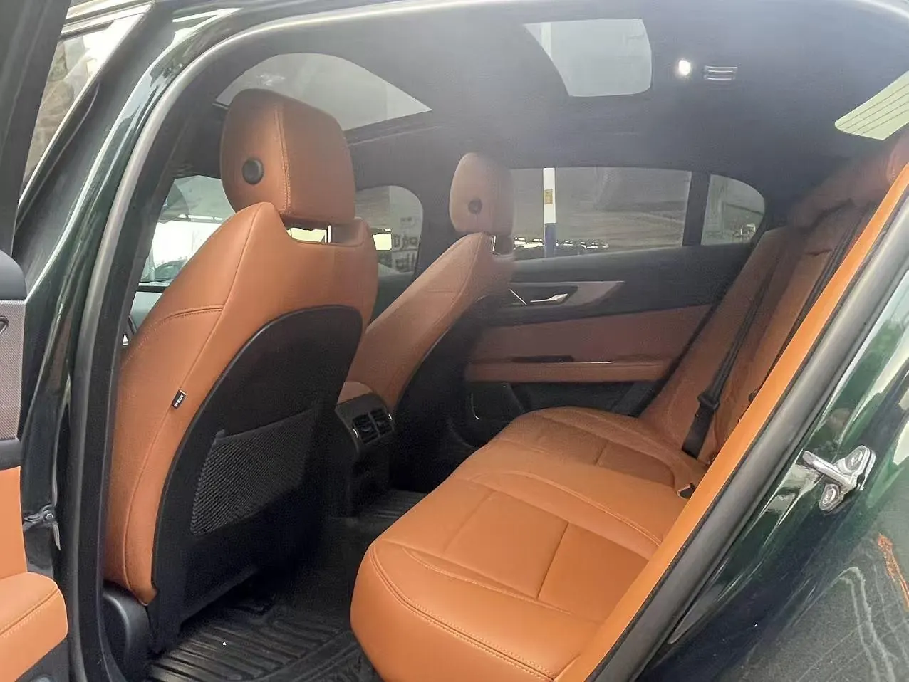 Jaguar 2025 XEL 2.0T 250PS R-DYNAMIC 90th Anniversary Collection Edition Automatic Gear 3