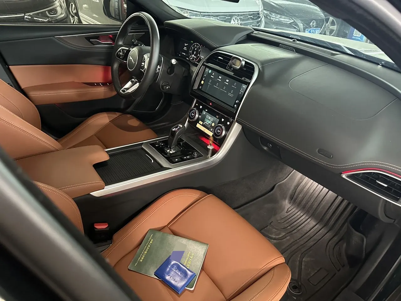 Jaguar 2025 XEL 2.0T 250PS R-DYNAMIC 90th Anniversary Collection Edition Automatic Gear 6