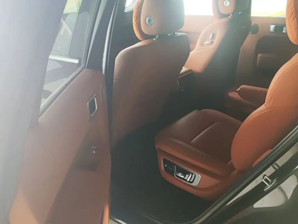 Li 2025 L8 Max Intelligent Rejuvenation Automatic Gear 4