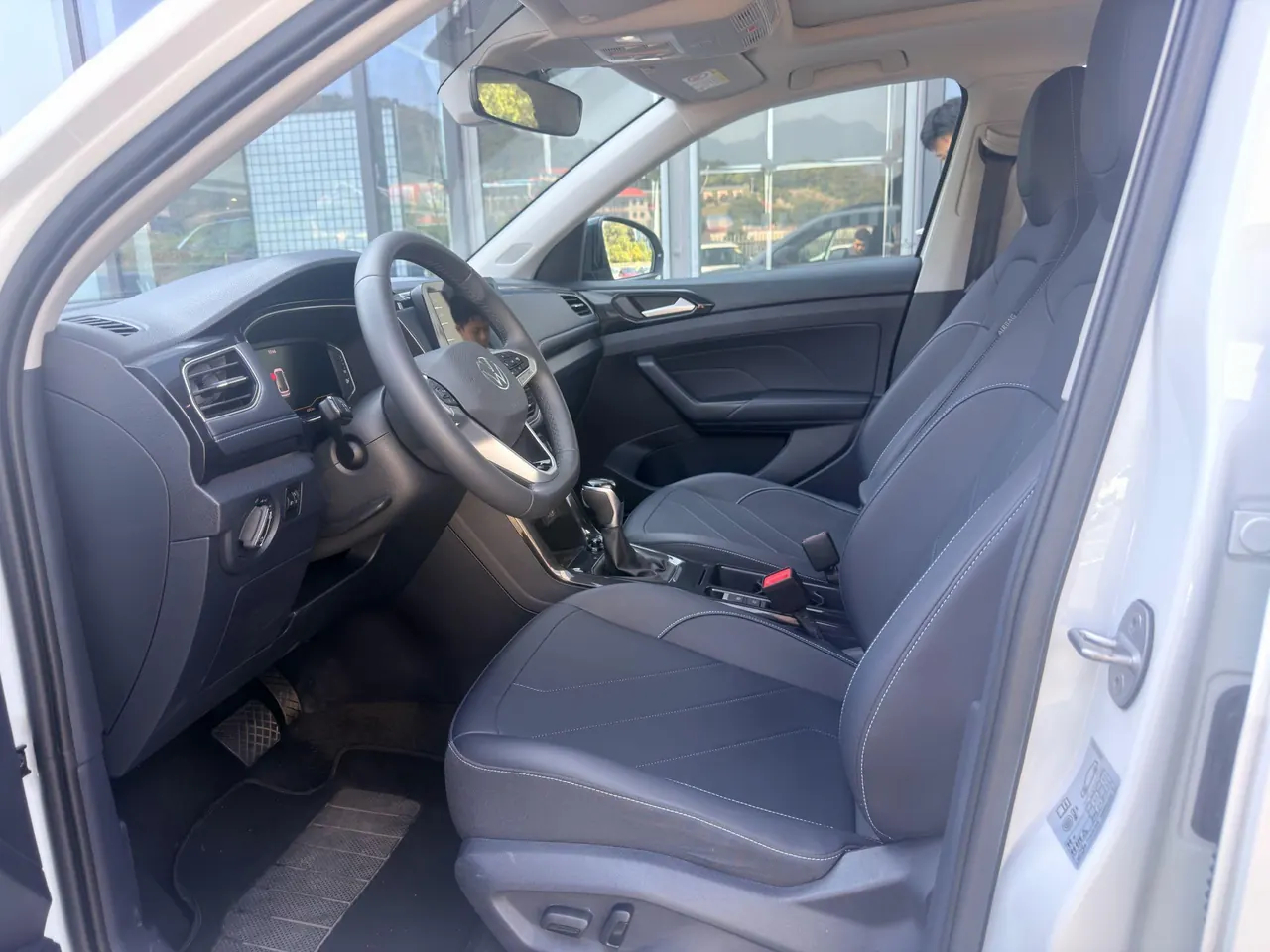 Volkswagen 2026 Tuyue Xinrui 1.5TSI 300TSI Sharp Enjoy Edition Automatic Gear 6