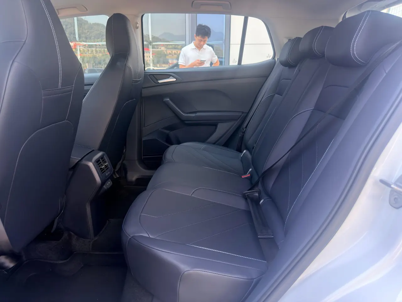 Volkswagen 2026 Tuyue Xinrui 1.5TSI 300TSI Sharp Enjoy Edition Automatic Gear 7