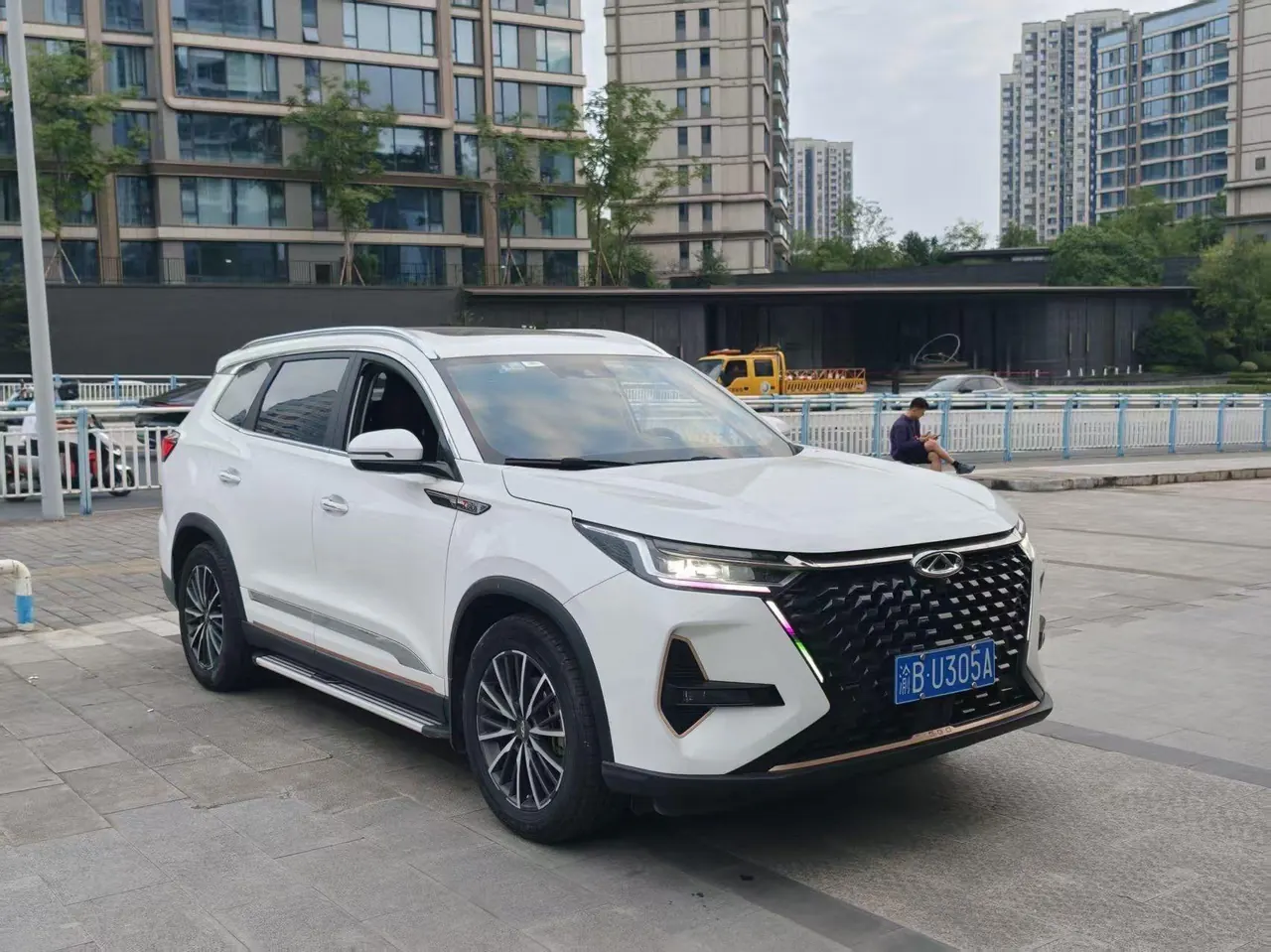 Chery 2022 Ruihu 8 PRO 1.6T 290T Two-Drive Vast Edition 5-seat Automatic Gear 3