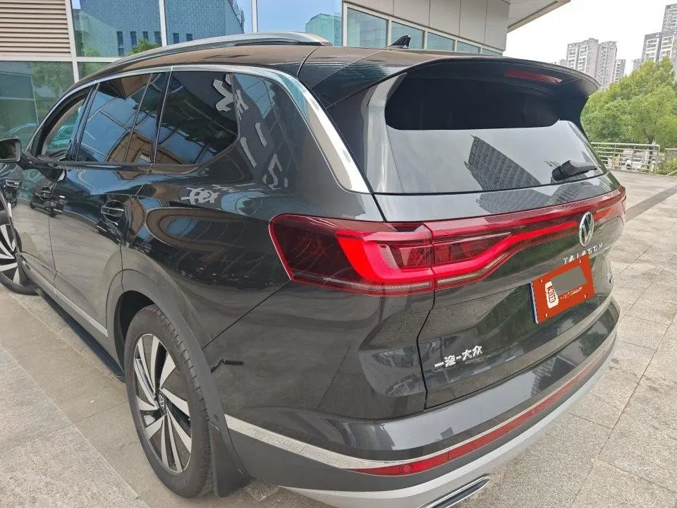 Volkswagen 2022 model range 2.0TSI 380TSI four-wheel drive luxury version Pro6 automatic gear 4
